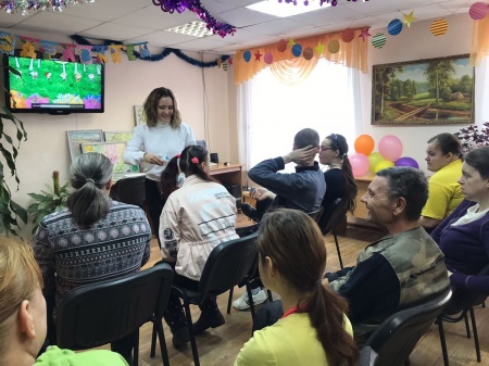 В камполянской библиотеке прошли рождественские встречи для подопечных дома-интерната