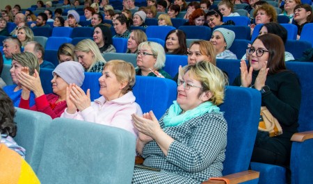 В Камских Полянах прошла встреча с населением с участием Главы района копия