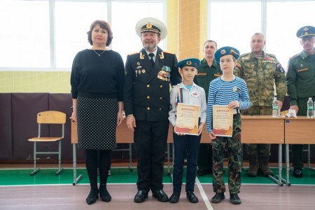 В школе № 1 прошел зональный этап смотра-конкурса строя и песни копия