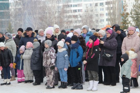 Камполянцы проводили зиму Масленицей