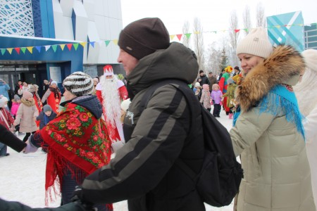 Камполянцы проводили зиму Масленицей