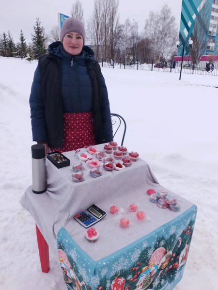 В Камских Полянах проходят предновогодние ярмарки копия