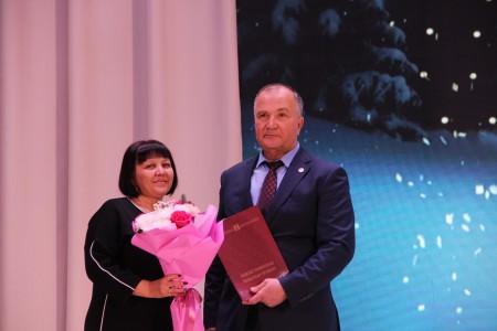 В культурном центре "Чулман-Су" прошел новогодний концерт