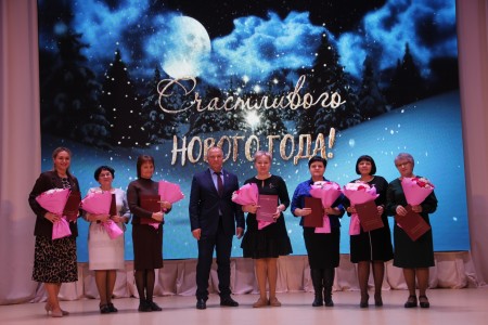 В культурном центре "Чулман-Су" прошел новогодний концерт