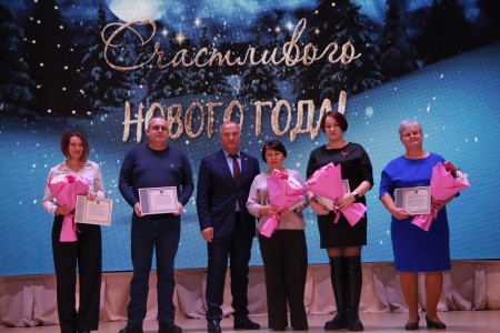 В культурном центре "Чулман-Су" прошел новогодний концерт