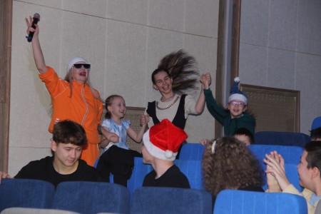 Елка Главы собрала лучших детей Камских Полян на праздник